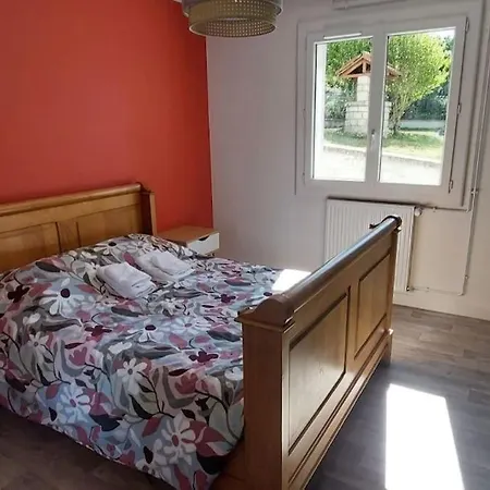 Maison A La Campagne * Polignac (Haute-Loire)